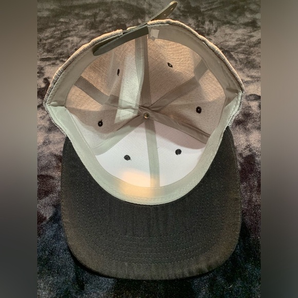 💛 Grey/Black Unisex Snapback Ballcap - Picture 9 of 16